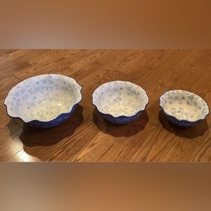 Temp-tations Floral Lace Snowflake Scalloped Edge 3 Bowl Set